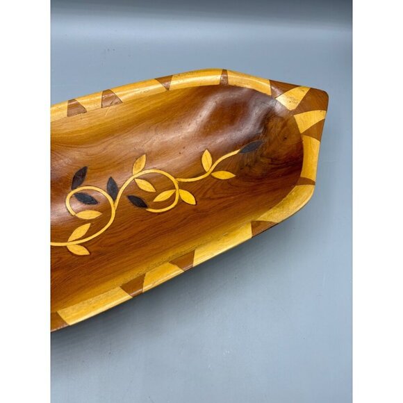 Handmade Wooden Decorative Bowl With Leaf Inlay Design Oval - Picture 2 of 8